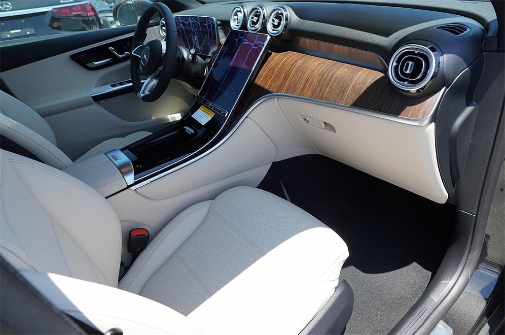 new 2025 Mercedes-Benz GLC 300 car, priced at $49,814