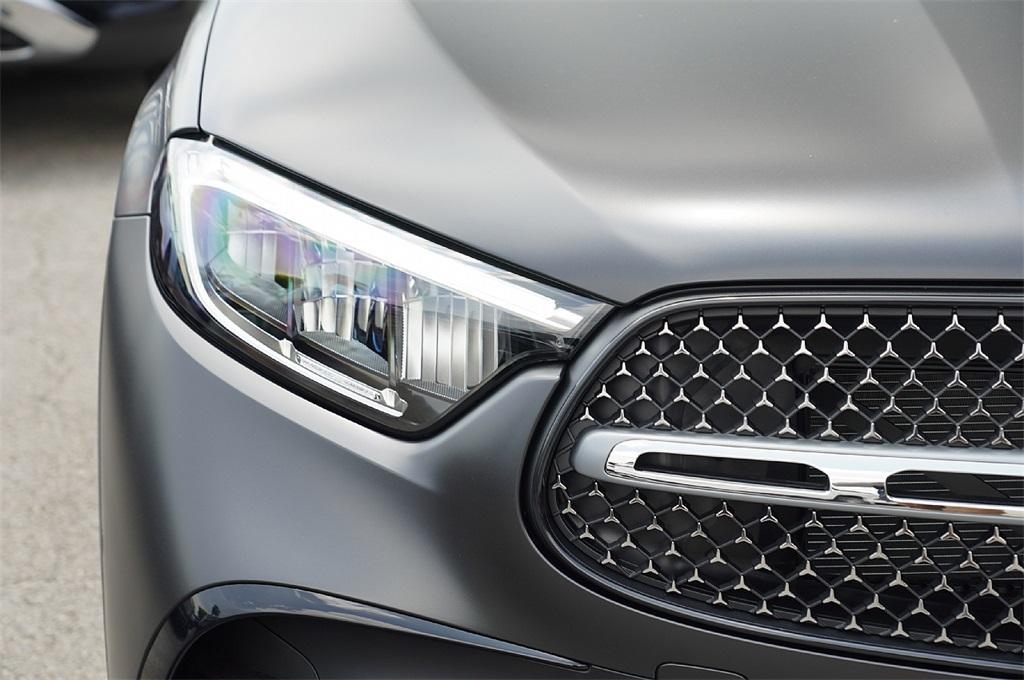 new 2025 Mercedes-Benz GLC 350e car, priced at $68,720