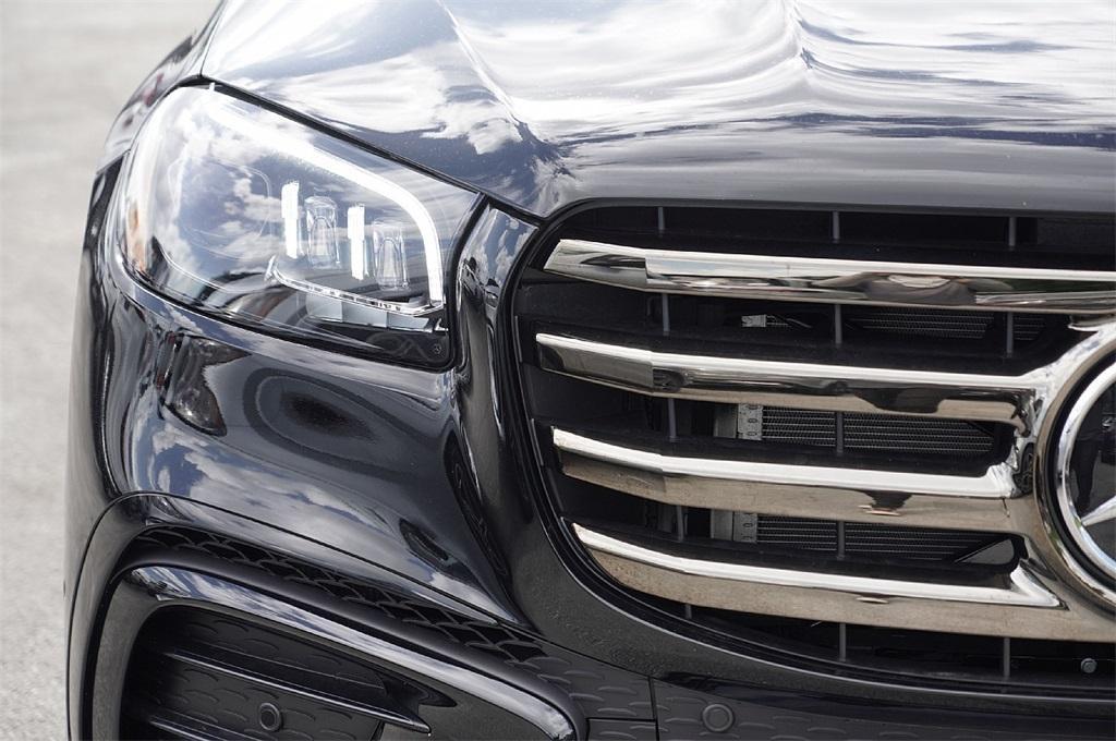 new 2026 Mercedes-Benz GLS 580 car, priced at $114,142