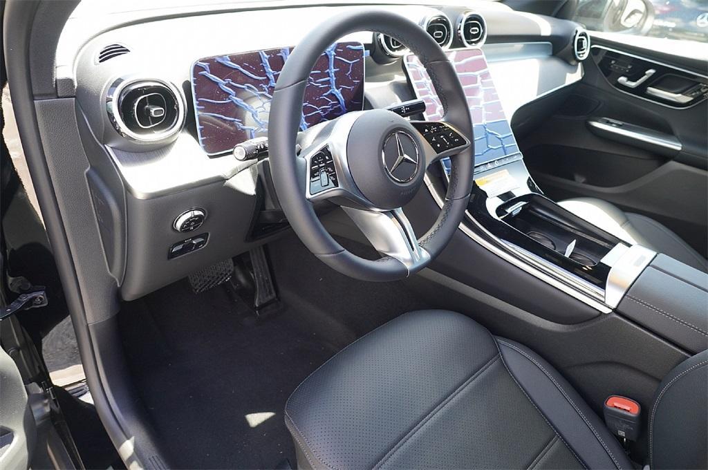 new 2025 Mercedes-Benz GLC 300 car, priced at $48,292