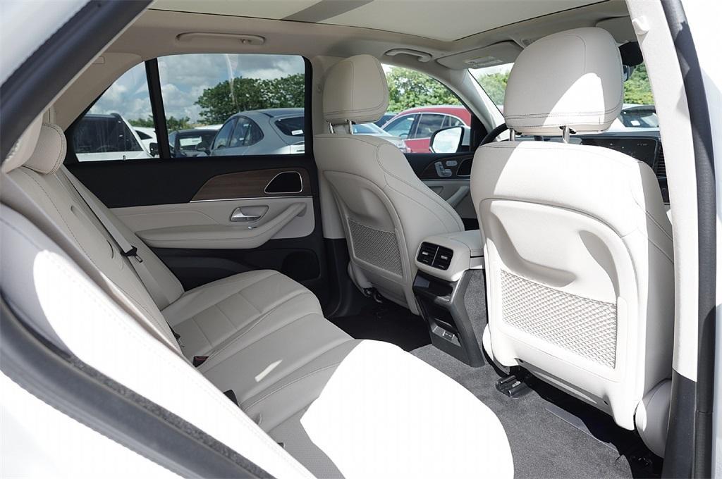 new 2026 Mercedes-Benz GLE 350 car, priced at $63,121