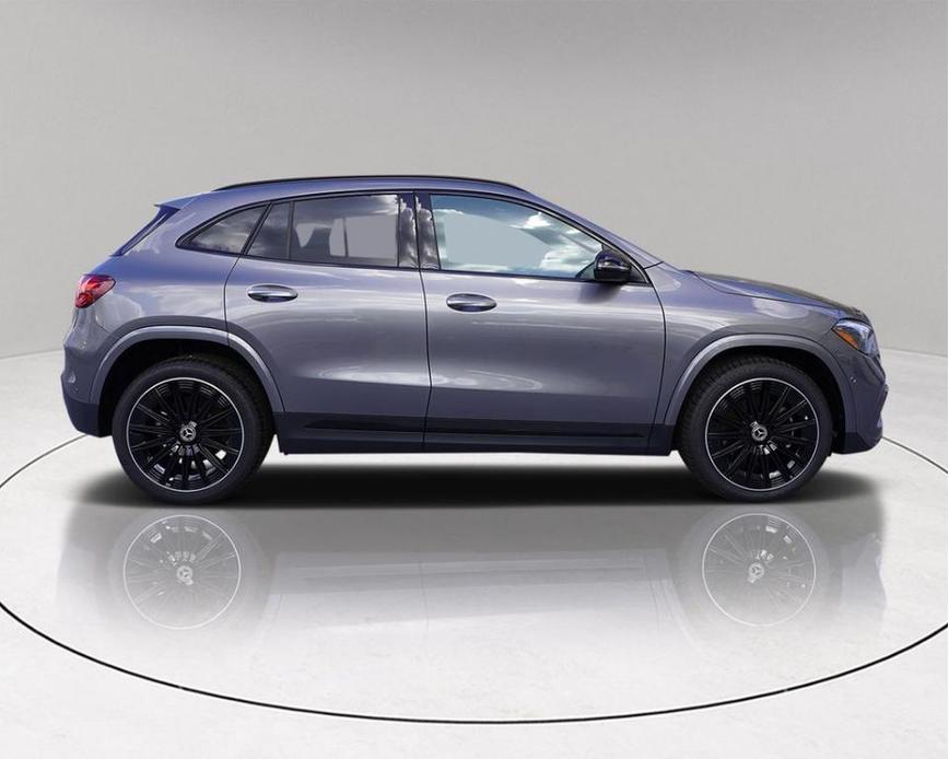 new 2025 Mercedes-Benz GLA 250 car, priced at $48,875