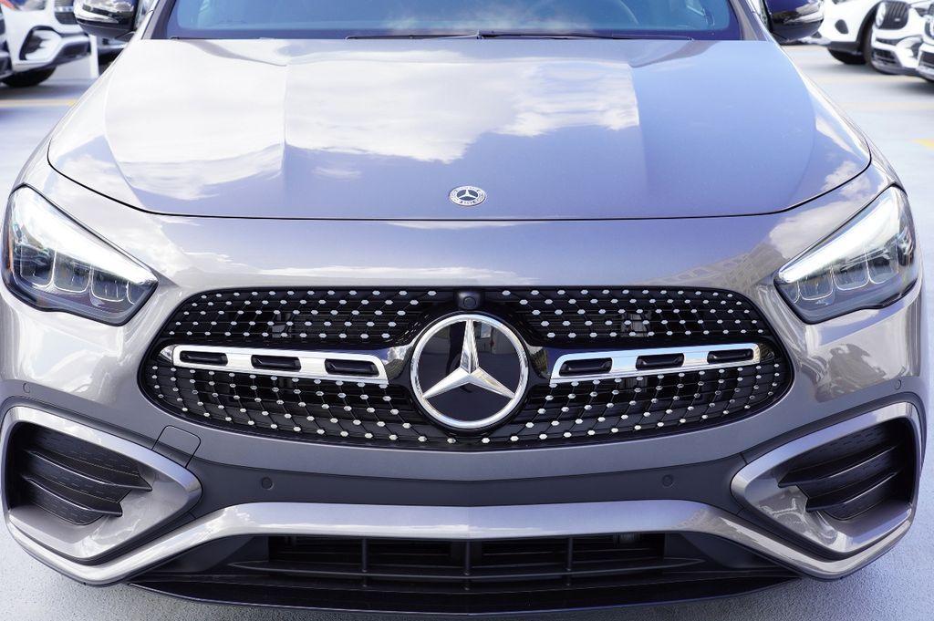 new 2025 Mercedes-Benz GLA 250 car, priced at $48,875