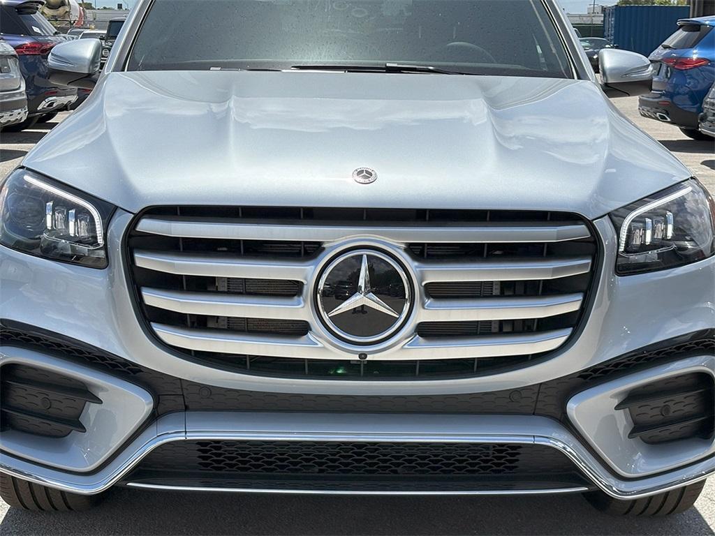 new 2025 Mercedes-Benz GLS 450 car, priced at $88,818