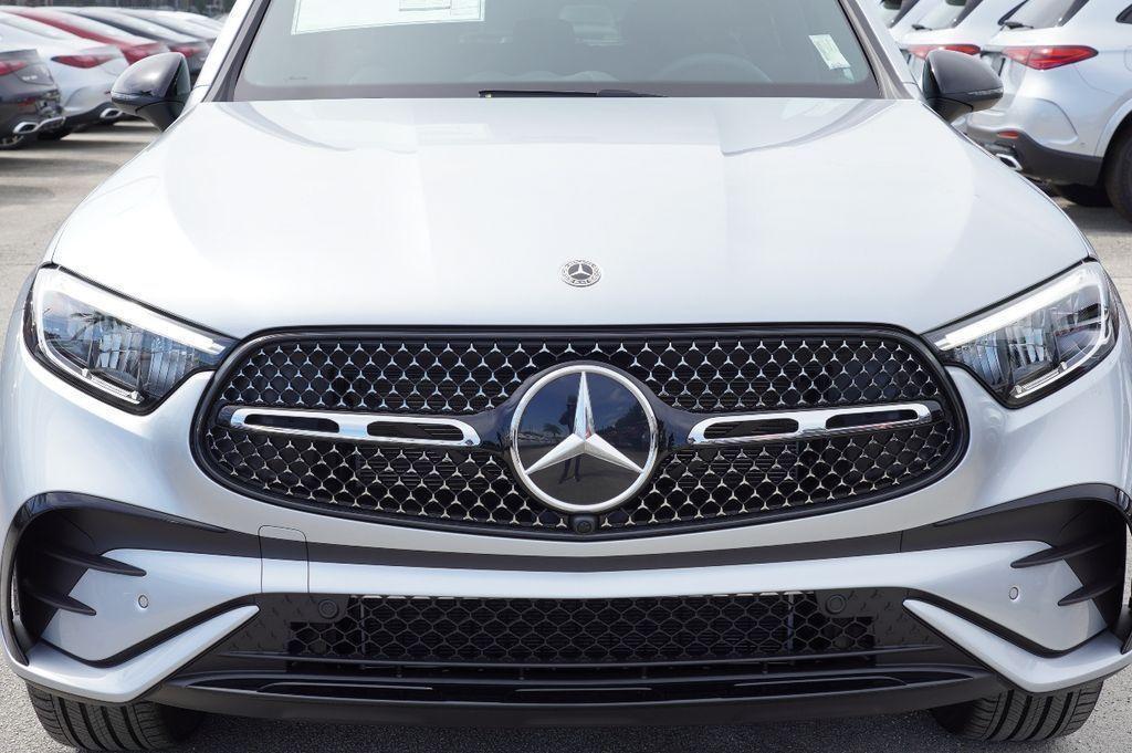 new 2025 Mercedes-Benz GLC 300 car, priced at $50,533