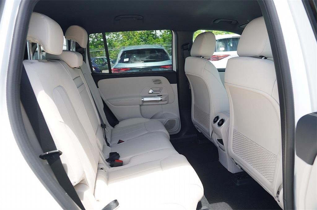 new 2025 Mercedes-Benz EQB 250 car, priced at $50,874