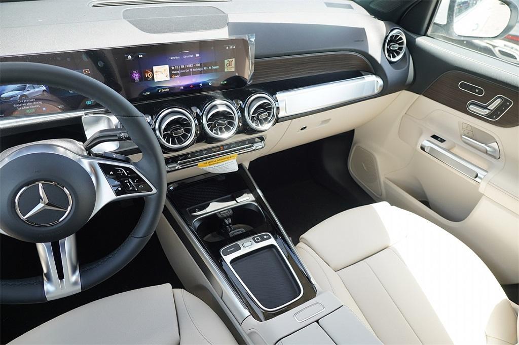 new 2025 Mercedes-Benz EQB 250 car, priced at $50,874