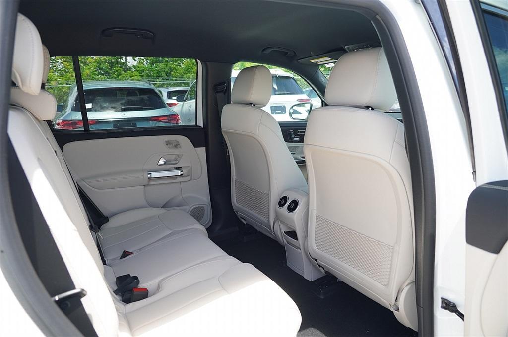 new 2025 Mercedes-Benz EQB 250 car, priced at $50,874