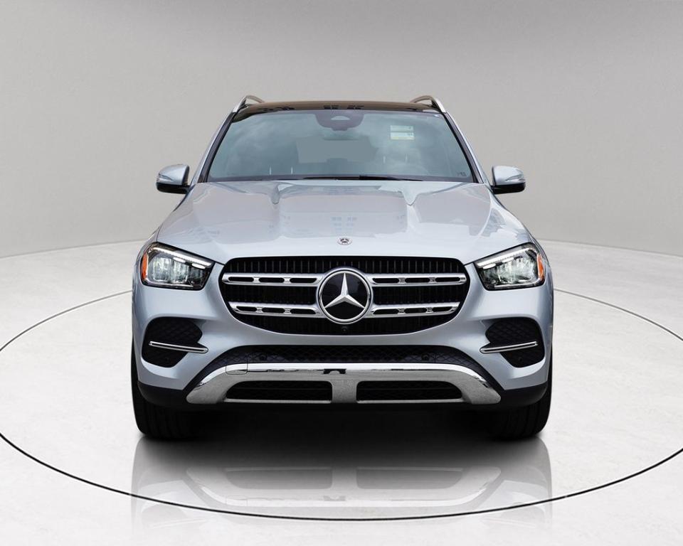 new 2025 Mercedes-Benz GLE 350 car, priced at $70,780