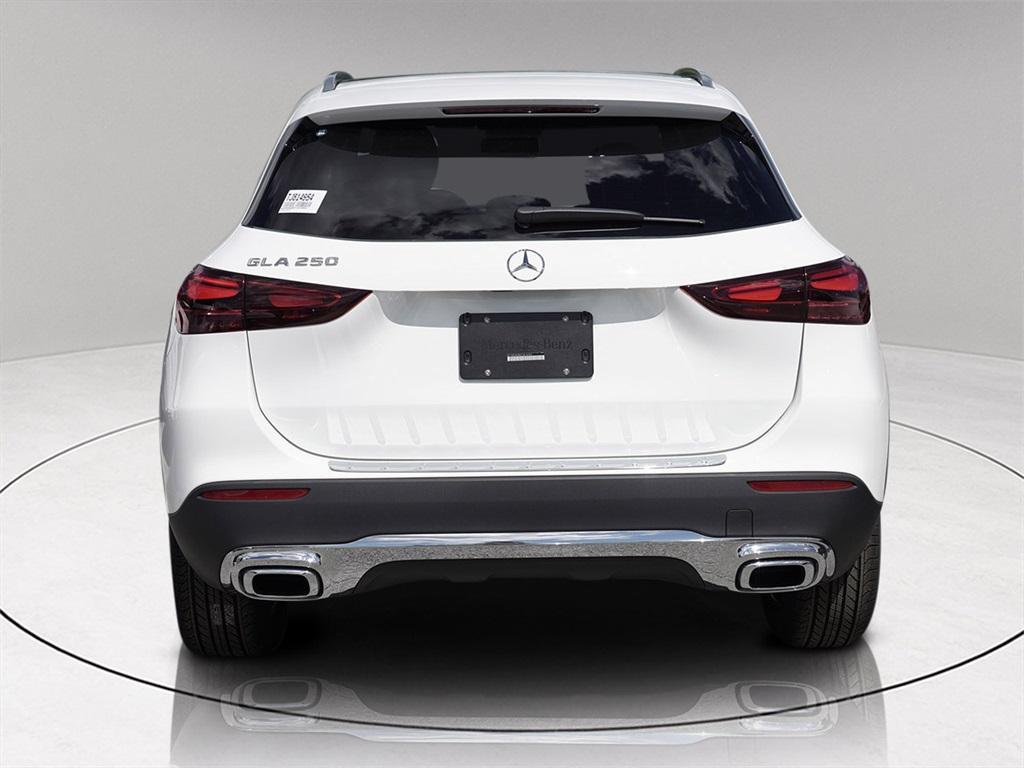 new 2026 Mercedes-Benz GLA 250 car, priced at $41,098