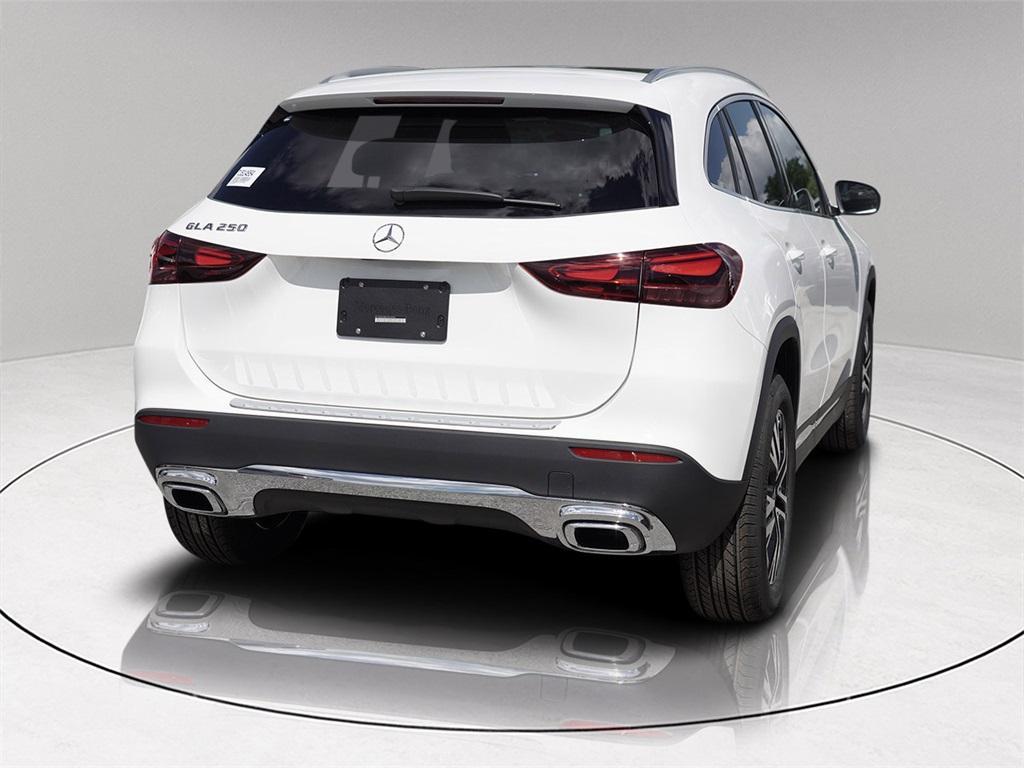 new 2026 Mercedes-Benz GLA 250 car, priced at $41,098
