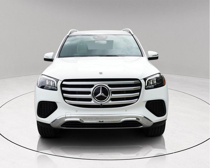 new 2025 Mercedes-Benz GLS 450 car, priced at $84,016