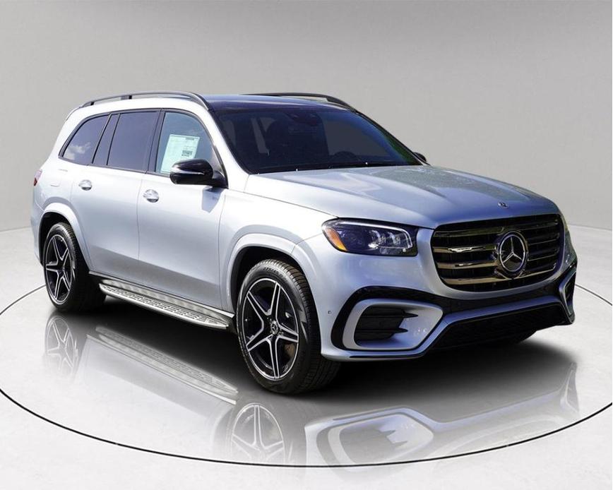 new 2025 Mercedes-Benz GLS 450 car, priced at $96,607