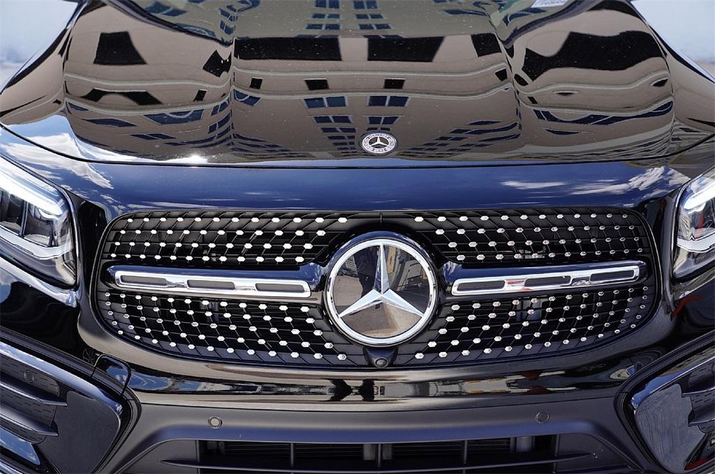 used 2024 Mercedes-Benz GLB 250 car, priced at $43,995
