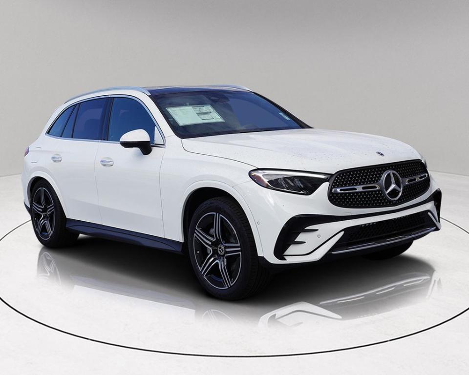 new 2025 Mercedes-Benz GLC 350e car, priced at $68,475