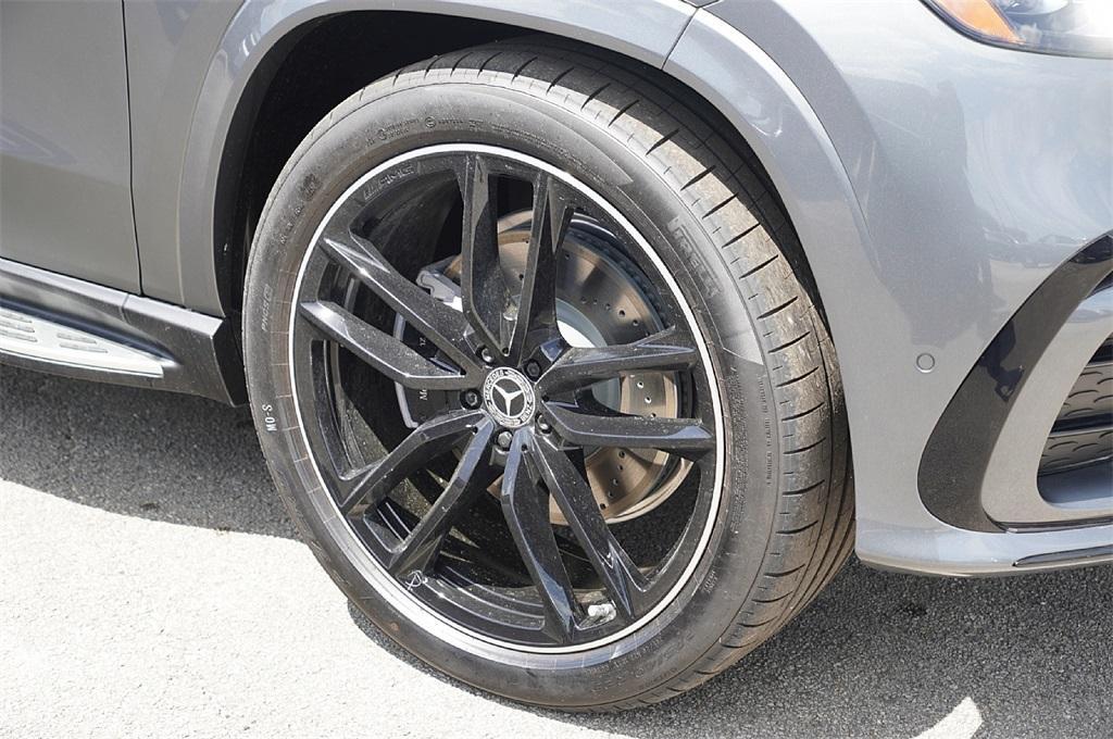 new 2025 Mercedes-Benz GLS 450 car, priced at $92,858