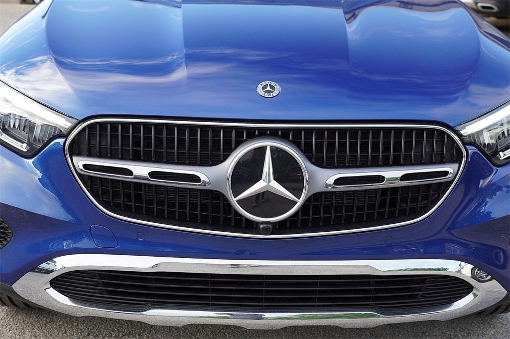new 2026 Mercedes-Benz GLC 300 car, priced at $50,051