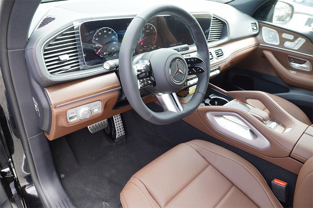 new 2025 Mercedes-Benz GLS 450 car, priced at $92,338