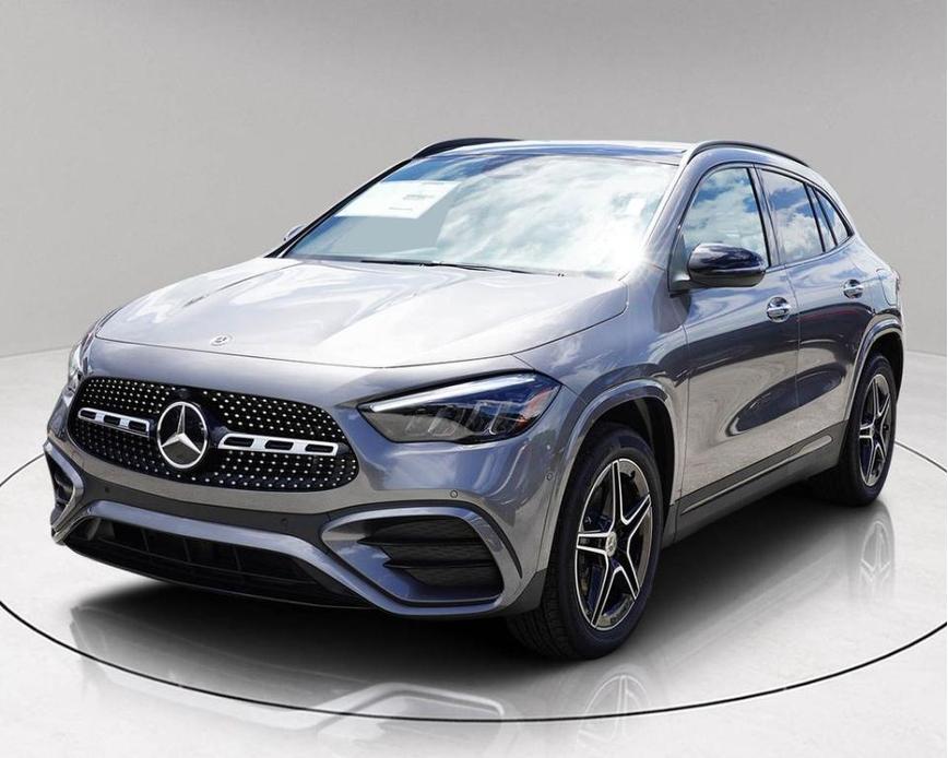 new 2025 Mercedes-Benz GLA 250 car, priced at $46,494