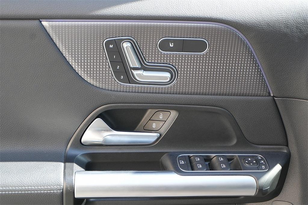 used 2023 Mercedes-Benz GLA 250 car, priced at $33,150