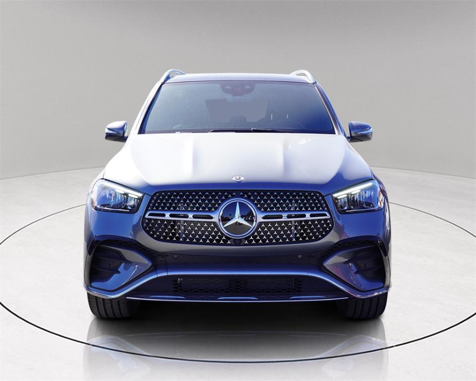 new 2025 Mercedes-Benz GLE 450 car, priced at $84,540