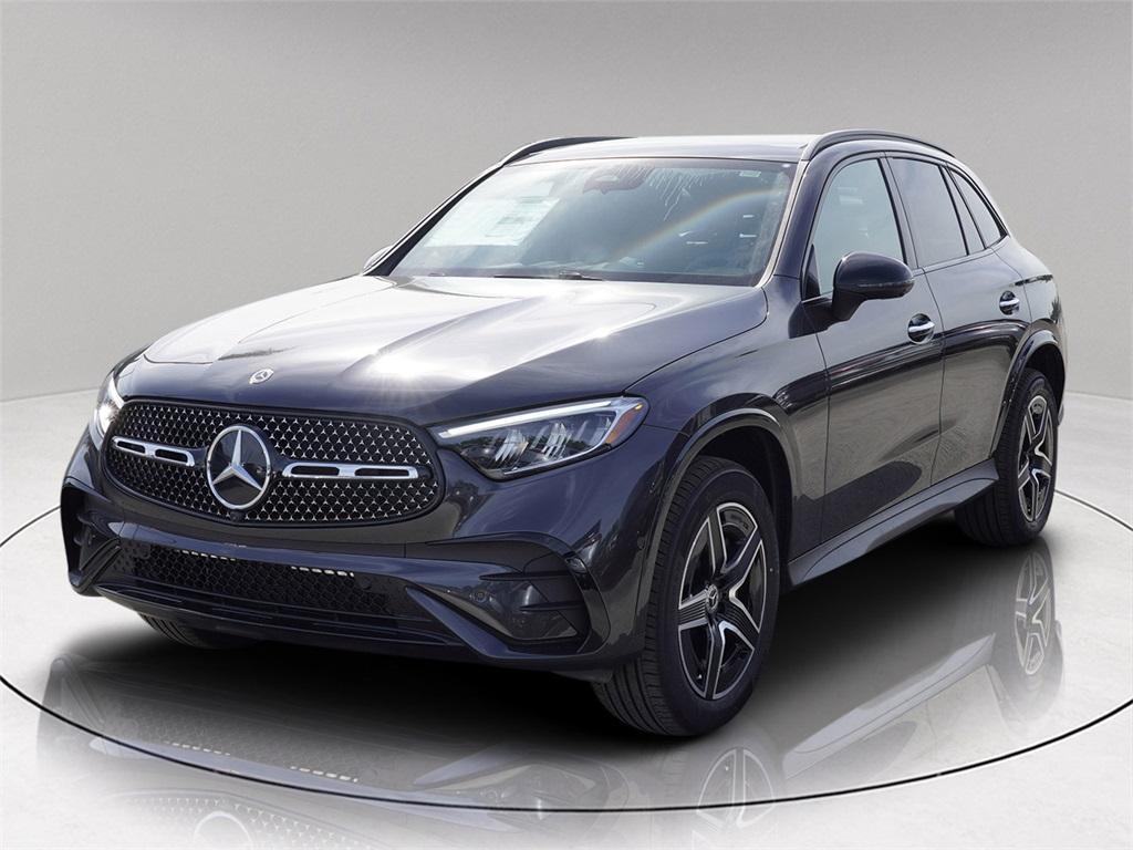 new 2025 Mercedes-Benz GLC 300 car, priced at $54,029