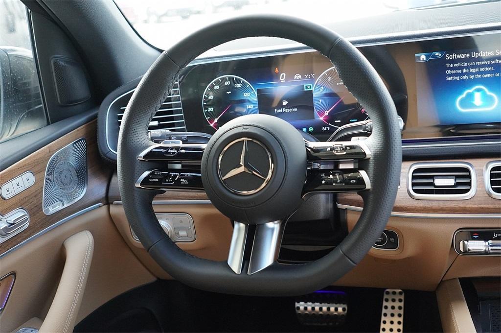 new 2025 Mercedes-Benz GLS 450 car, priced at $91,024