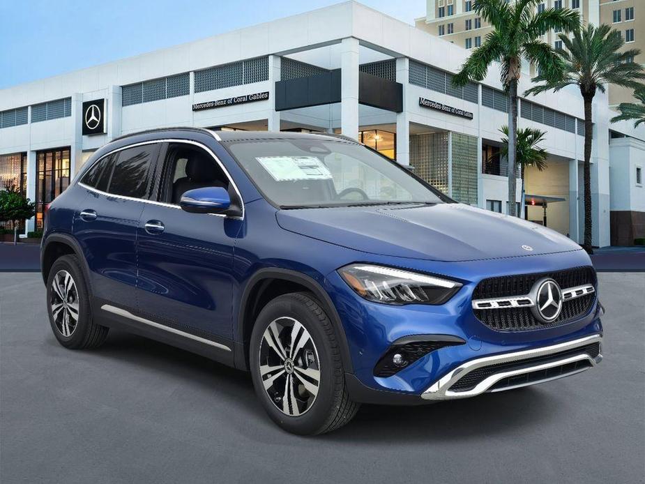 new 2024 Mercedes-Benz GLA 250 car, priced at $45,384