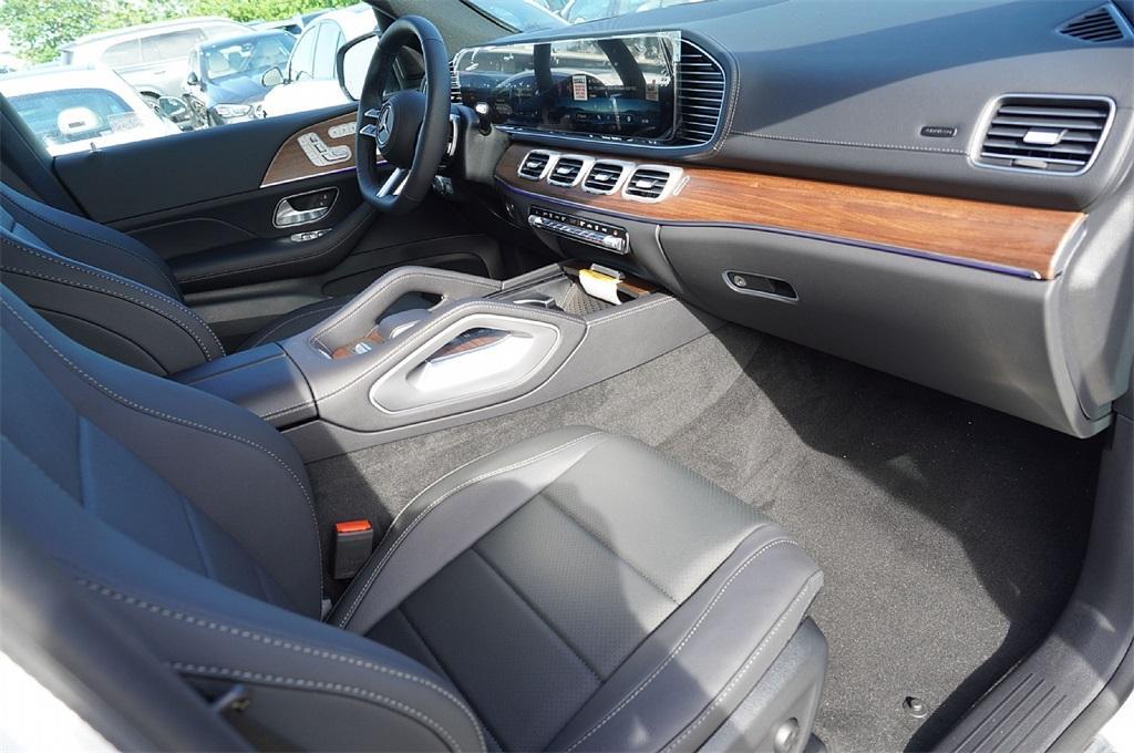 new 2026 Mercedes-Benz GLS 450 car, priced at $94,387