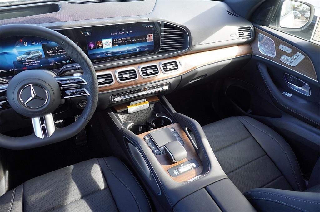 new 2026 Mercedes-Benz GLS 450 car, priced at $94,387
