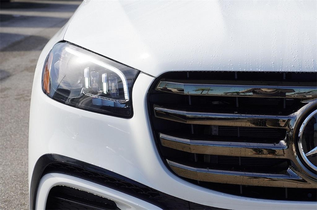 new 2026 Mercedes-Benz GLS 450 car, priced at $94,387