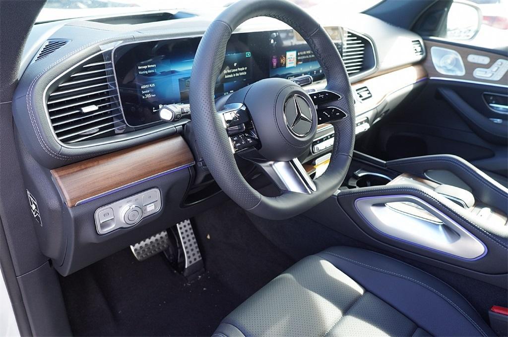 new 2026 Mercedes-Benz GLS 450 car, priced at $94,387