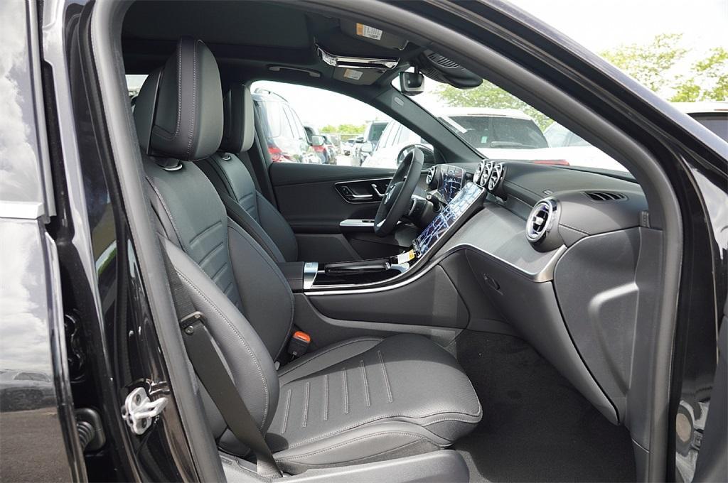 new 2025 Mercedes-Benz GLC 350e car, priced at $63,456