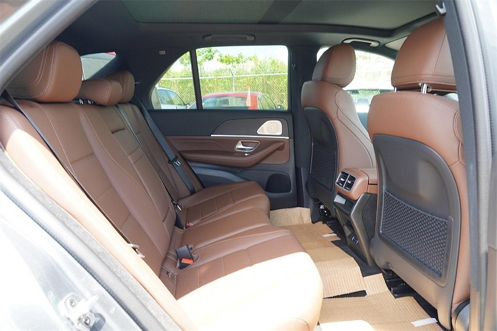 new 2025 Mercedes-Benz GLE 350 car, priced at $67,652