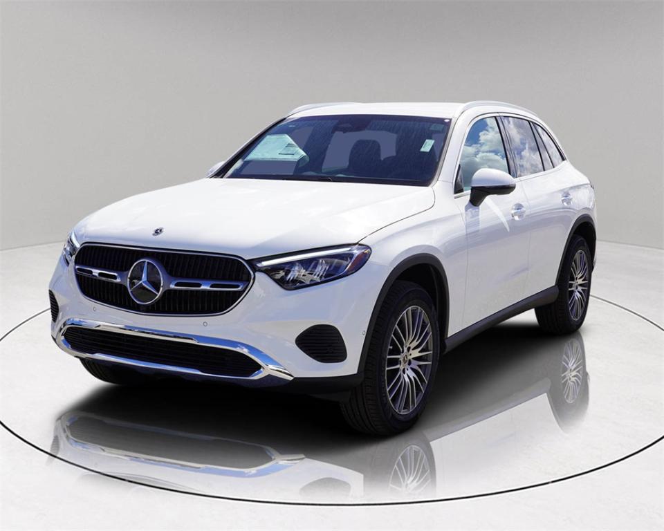 new 2025 Mercedes-Benz GLC 300 car, priced at $46,847