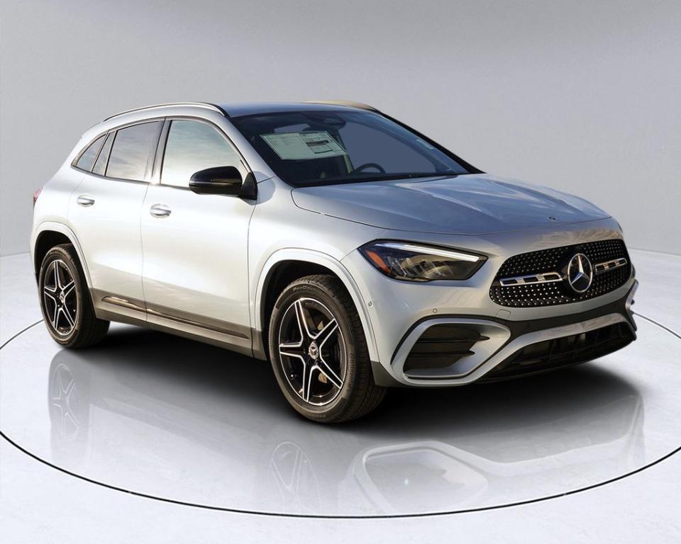 new 2025 Mercedes-Benz GLA 250 car, priced at $50,960