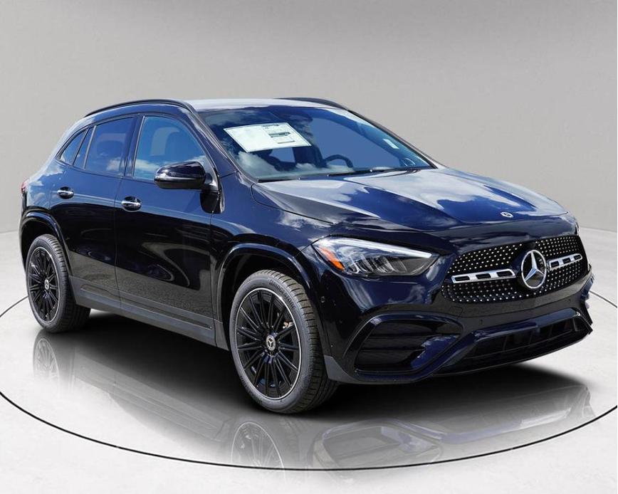 new 2025 Mercedes-Benz GLA 250 car, priced at $47,944