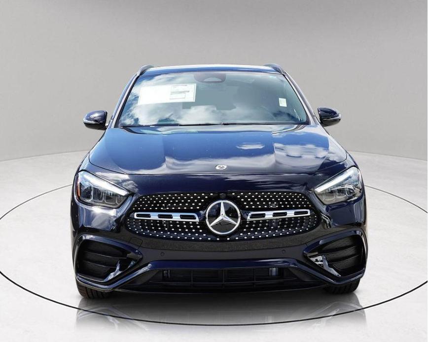 new 2025 Mercedes-Benz GLA 250 car, priced at $47,944