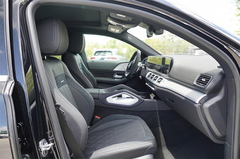new 2025 Mercedes-Benz AMG GLE 53 car, priced at $96,014