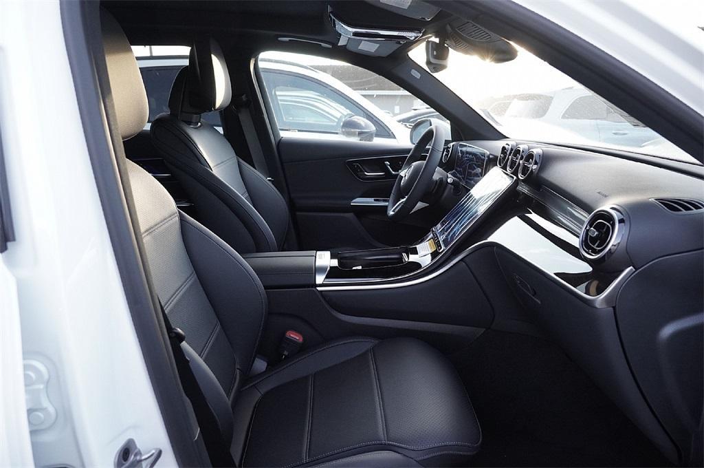 new 2026 Mercedes-Benz GLC 300 car, priced at $49,625