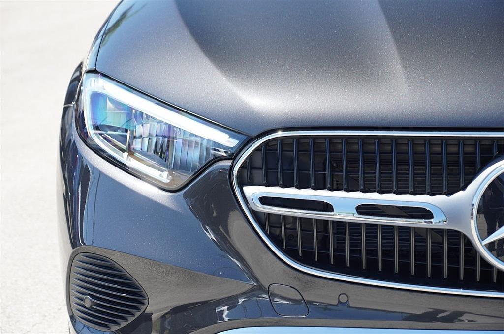 new 2025 Mercedes-Benz GLC 300 car, priced at $51,639