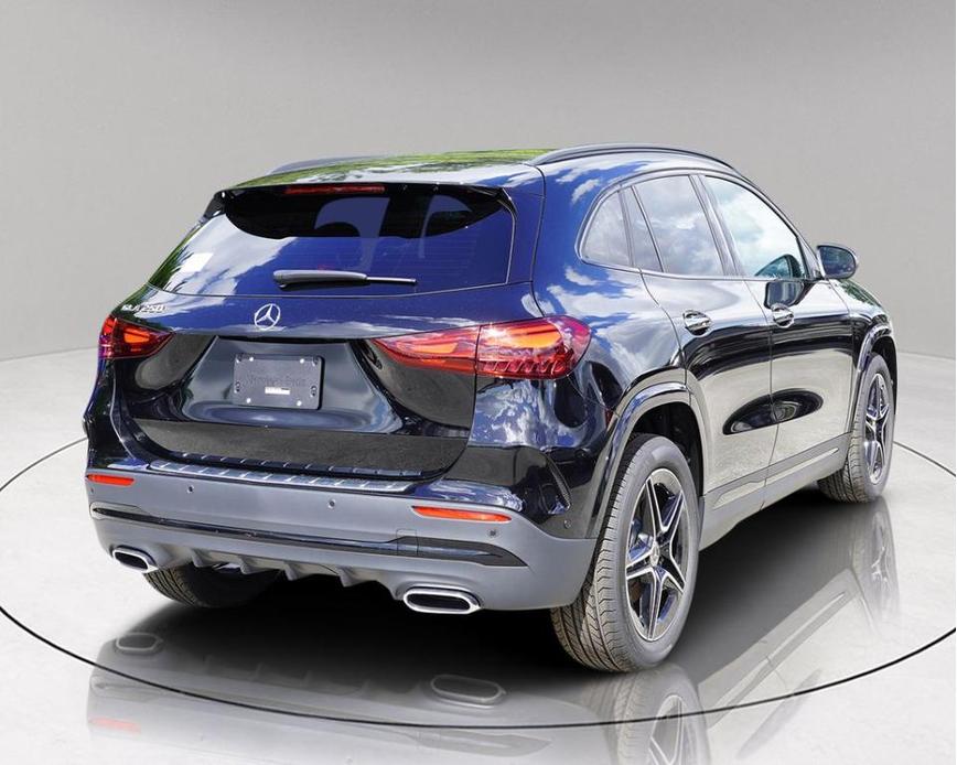 new 2025 Mercedes-Benz GLA 250 car, priced at $50,930