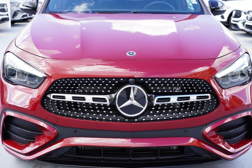 new 2025 Mercedes-Benz GLA 250 car, priced at $47,391