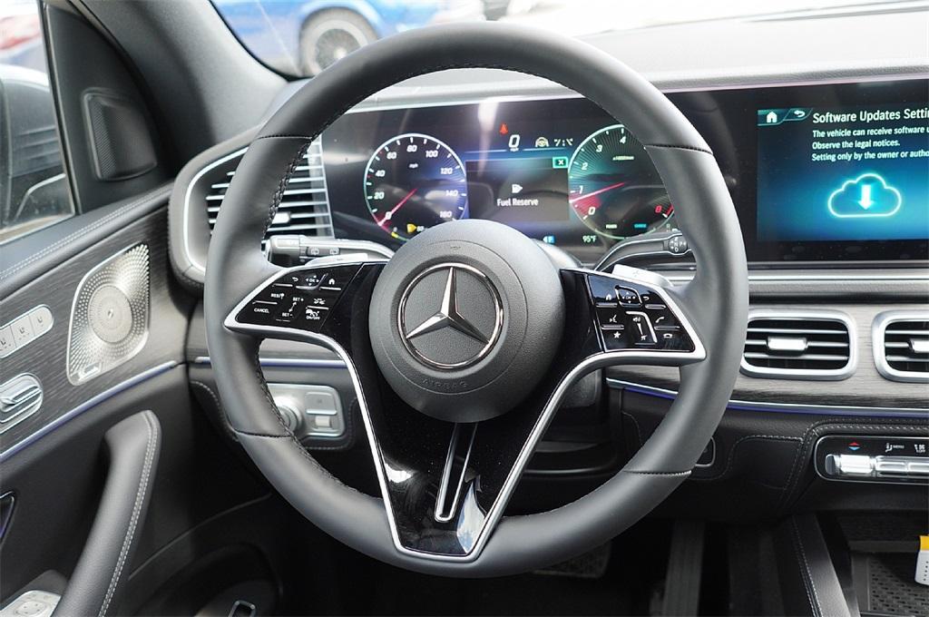 new 2025 Mercedes-Benz GLS 450 car, priced at $89,234