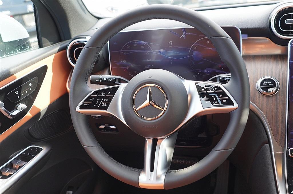 new 2025 Mercedes-Benz GLC 350e car, priced at $58,949