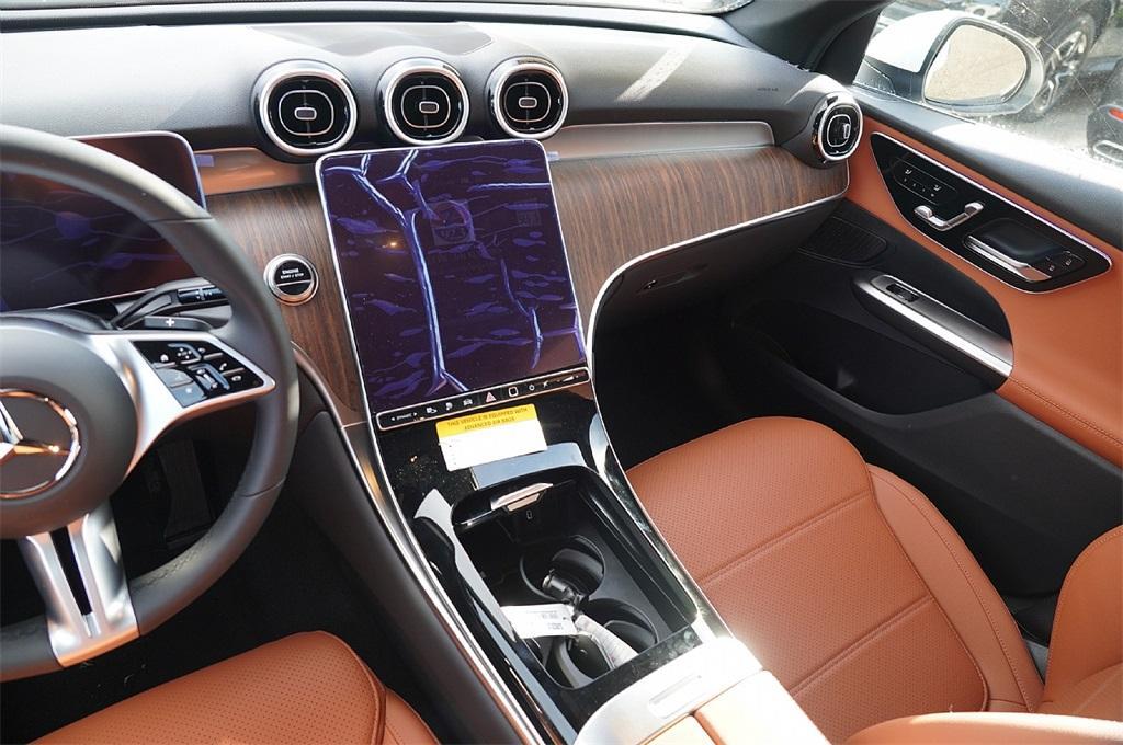 new 2025 Mercedes-Benz GLC 350e car, priced at $58,949