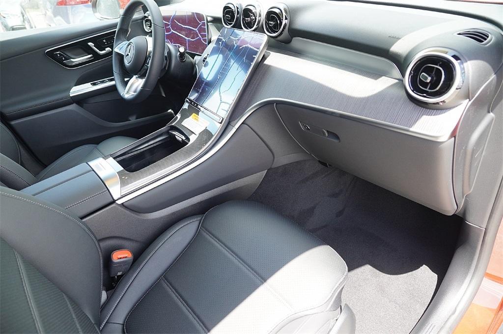 new 2025 Mercedes-Benz GLC 350e car, priced at $59,742