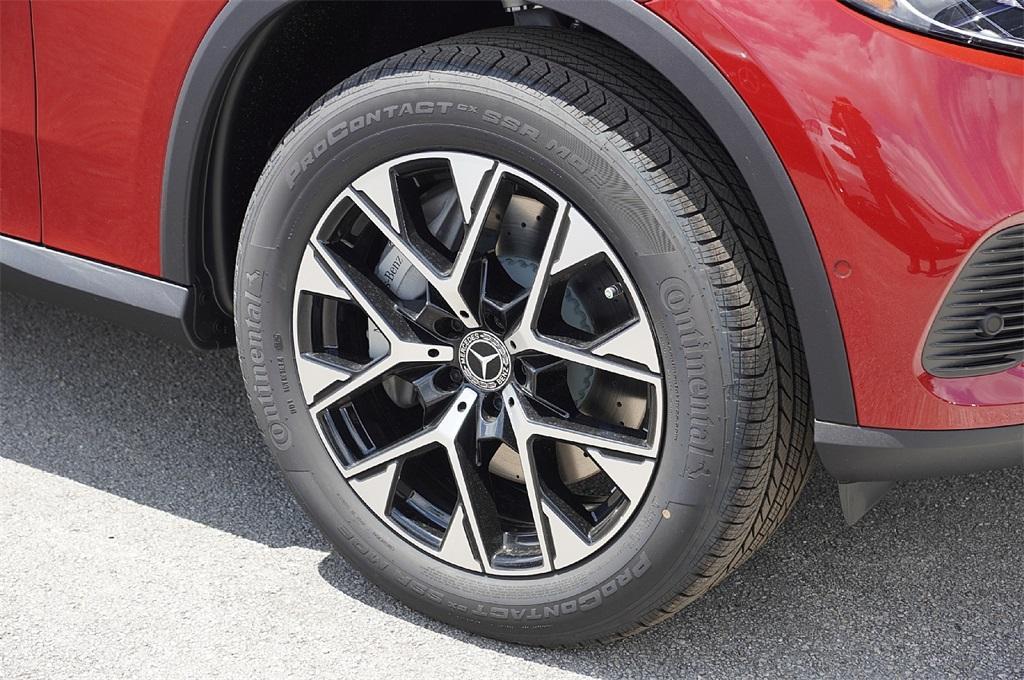 new 2025 Mercedes-Benz GLC 350e car, priced at $59,742