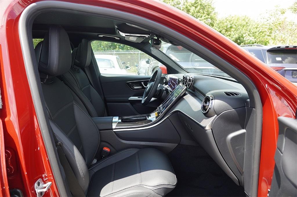 new 2025 Mercedes-Benz GLC 350e car, priced at $59,742