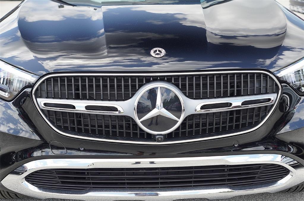 new 2025 Mercedes-Benz GLC 350e car, priced at $59,676